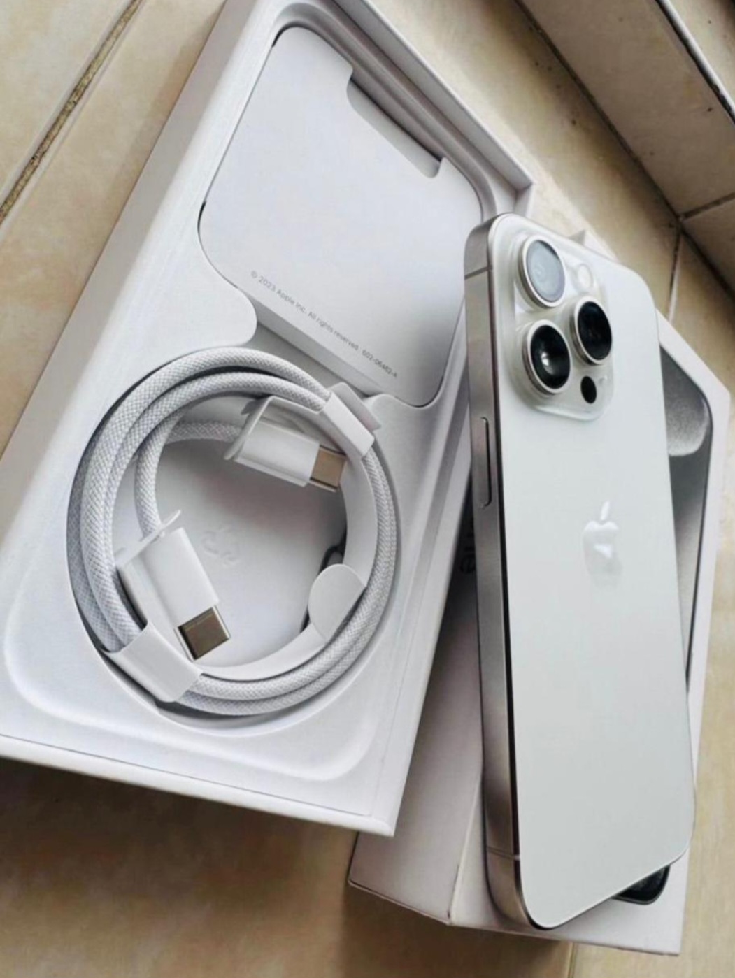 IPHONE 16 PRO MAX 256 GB